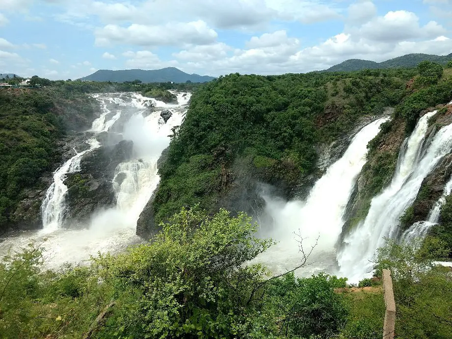 Shivanasamudra Falls Waterfalls near Bangalore