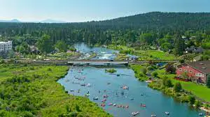 Exploring the Charms and Challenges: 16 Honest Pros and Cons of Living in Bend, Oregon